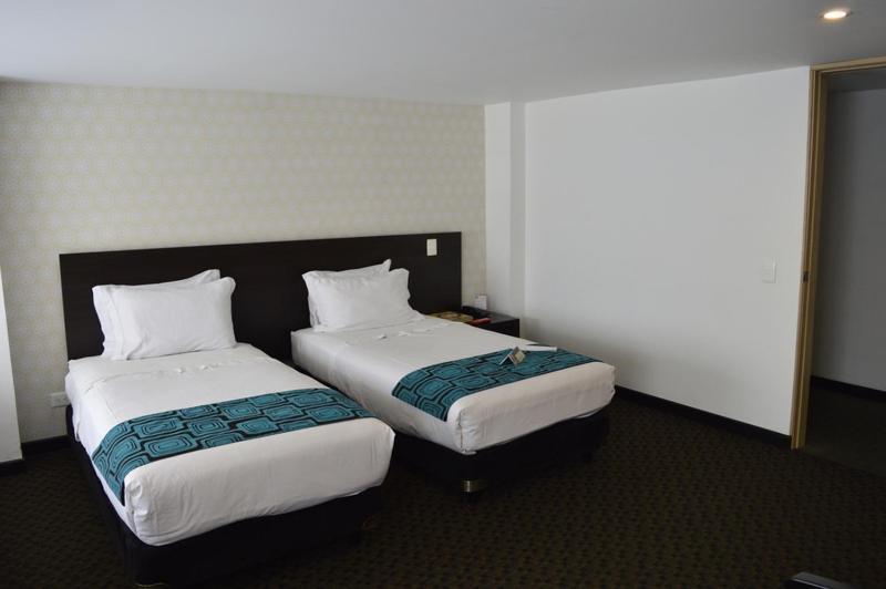 Hotel Castellana 95 Bogota Room photo